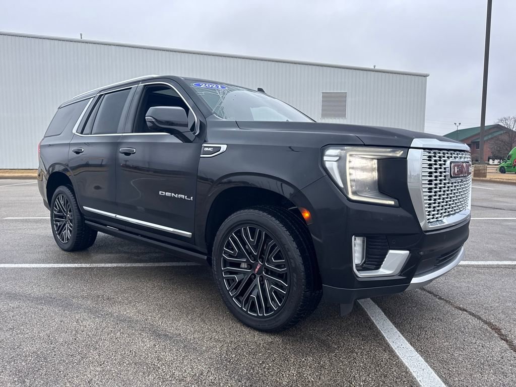 Used 2021 GMC Yukon Denali w/ Denali Premium Package image 8