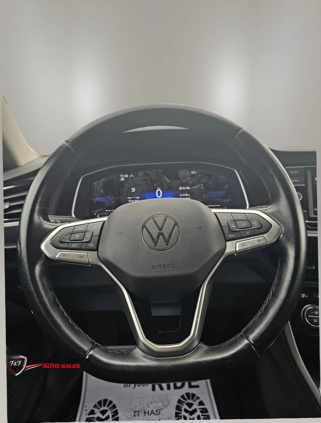 Used 2023 Volkswagen Jetta SE FWD image 12