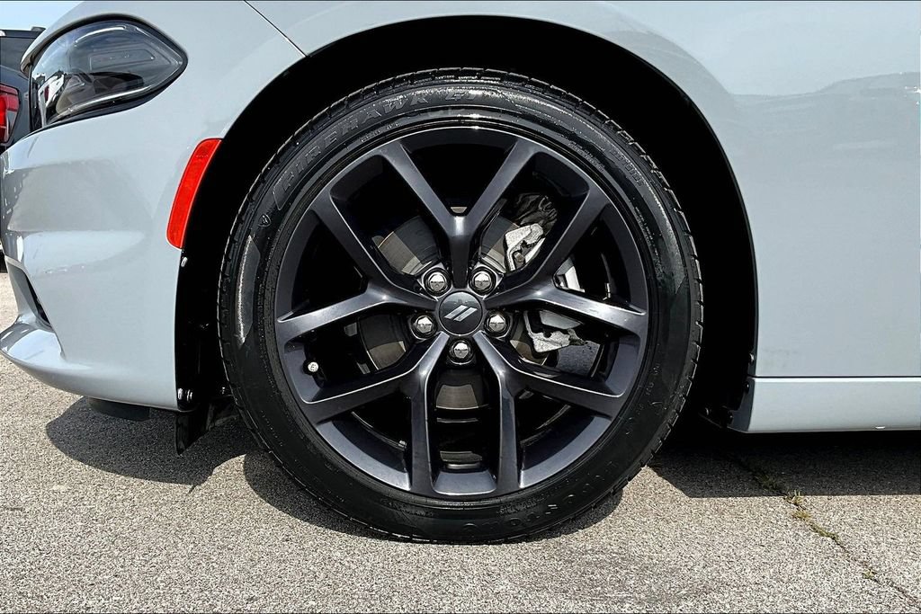 Used 2021 Dodge Charger SXT w/ Blacktop Package RWD image 8