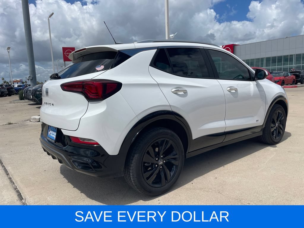 Used 2026 Buick Encore GX Sport Touring FWD image 5