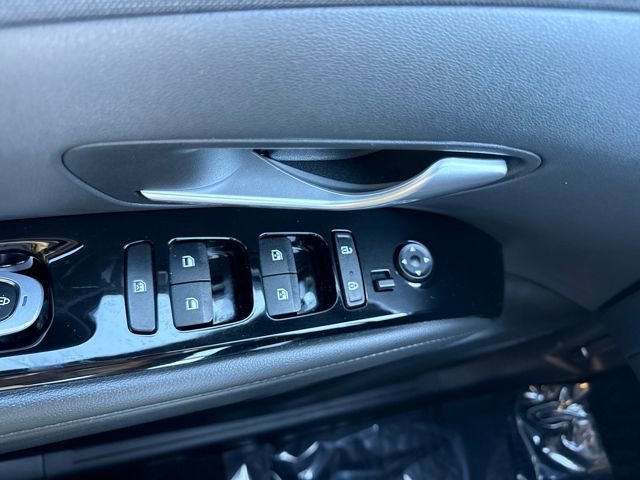 Used 2023 Hyundai Tucson Limited w/ Cargo Package image 15