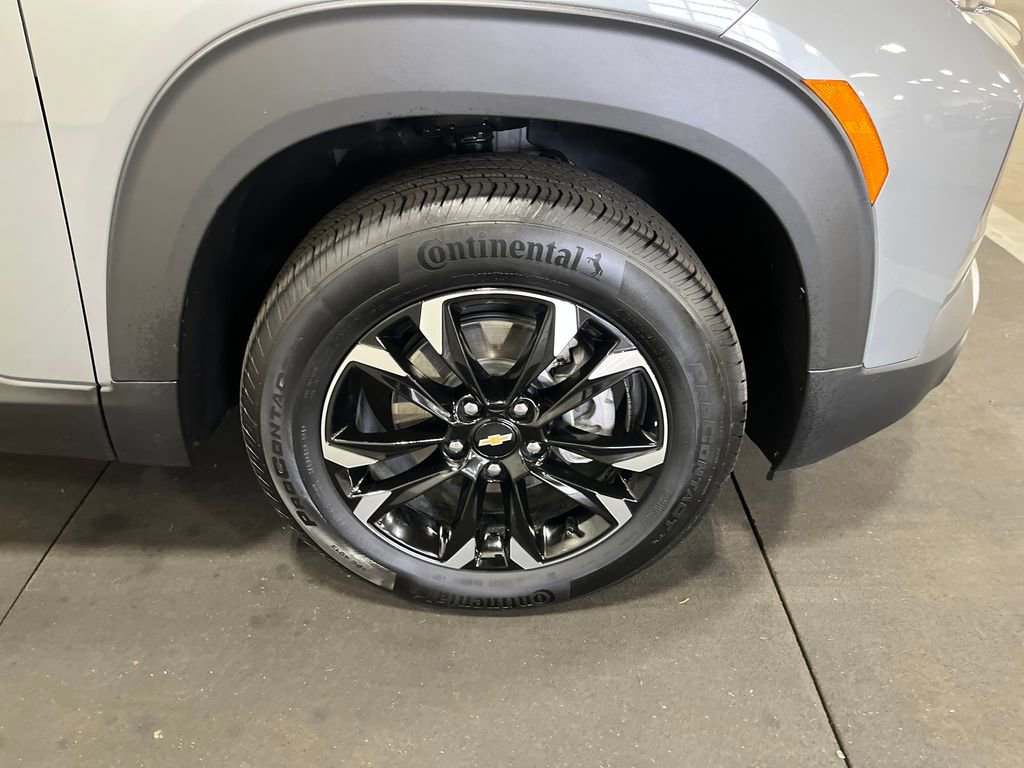 Certified 2023 Chevrolet TrailBlazer LT w/ Convenience Package image 28