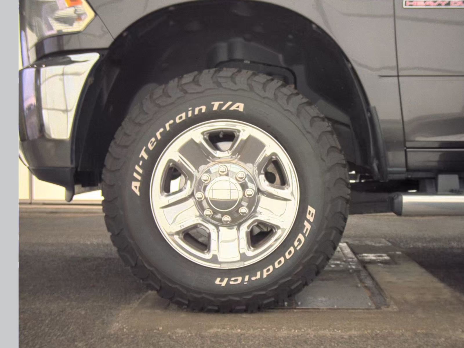 Used 2016 RAM 2500 Tradesman w/ Chrome Appearance Group image 11