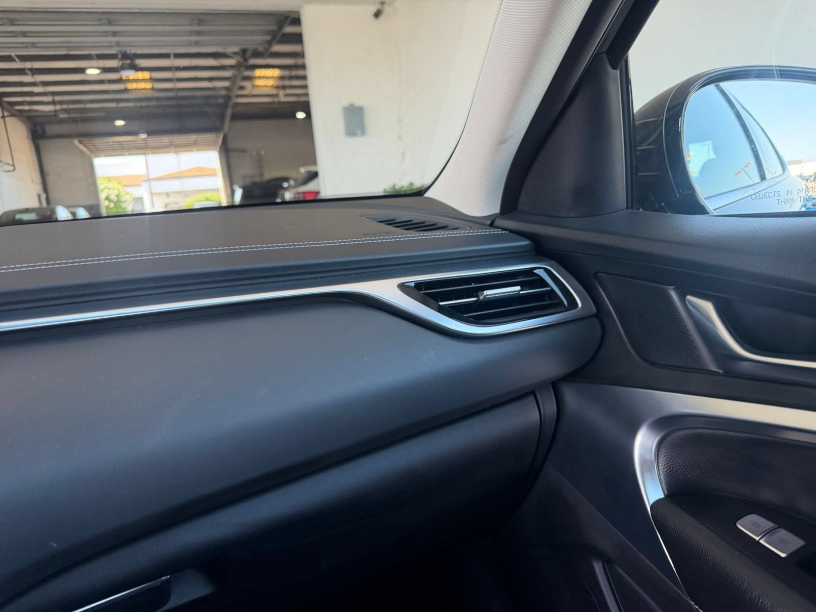 Used 2026 Genesis G70 2.5T RWD image 36