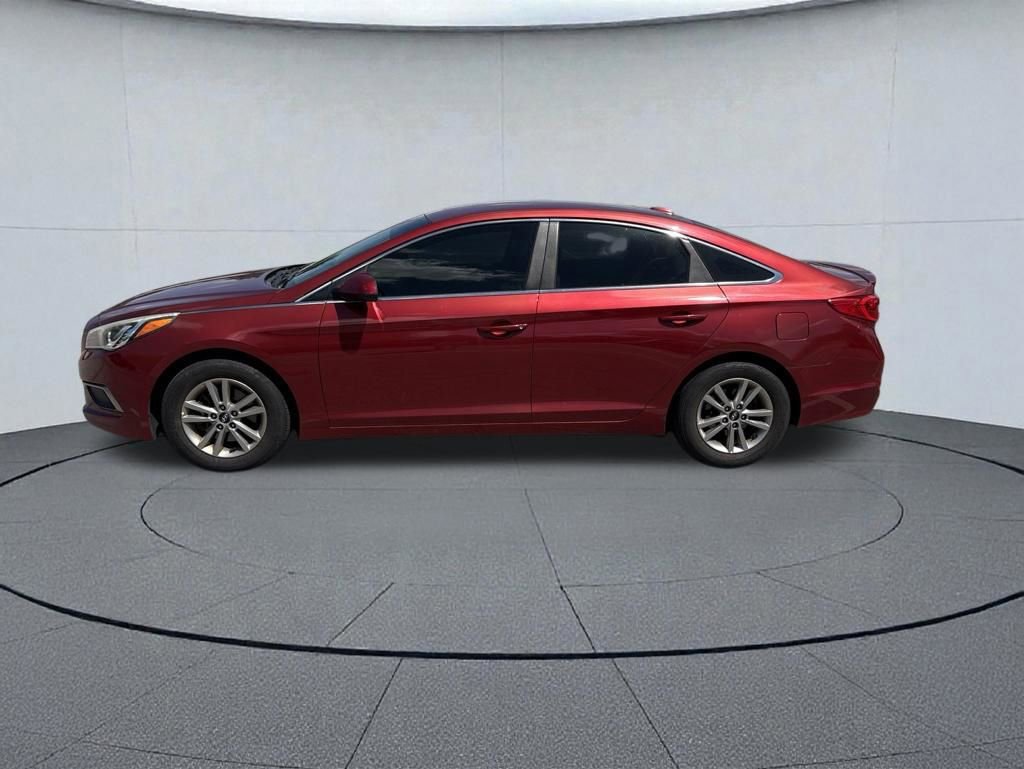 Used 2016 Hyundai Sonata SE FWD image 2