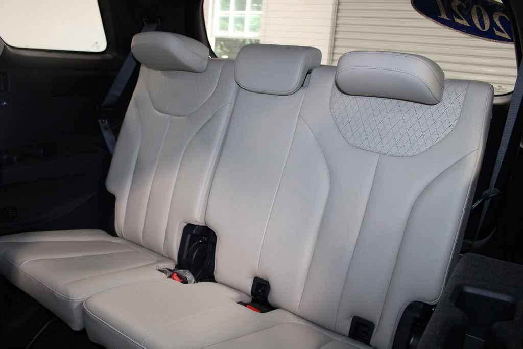 Used 2021 Hyundai Palisade SEL w/ Premium Package FWD image 26