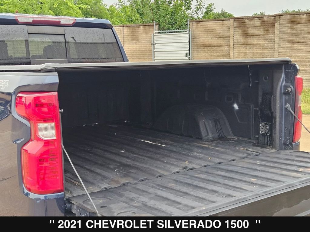 Used 2021 Chevrolet Silverado 1500 LT w/ Convenience Package II AWD/4WD image 33