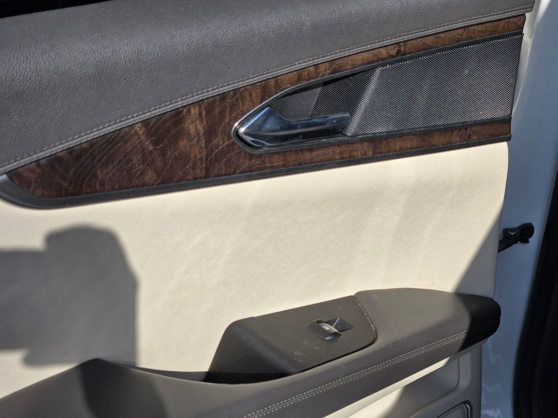 Used 2016 Lincoln MKX Reserve image 35