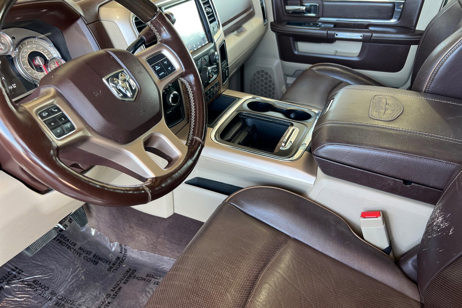 Used 2018 RAM 3500 Laramie Longhorn image 8