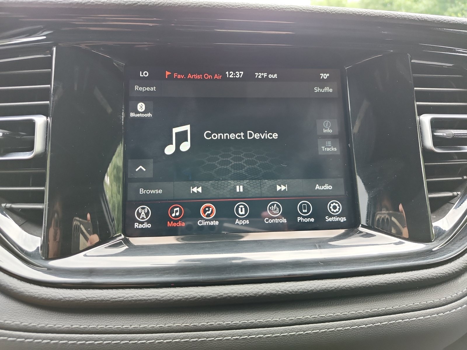 Used 2024 Dodge Durango SXT AWD/4WD image 19