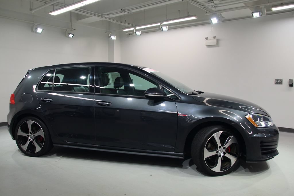 Used 2016 Volkswagen GTI 4-Door FWD image 11
