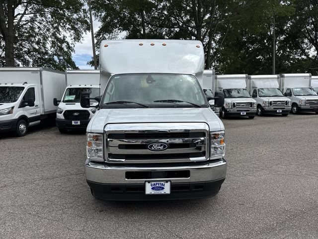 New 2027 Ford E-350 and Econoline 350 Super Duty w/ Power Equipment Group RWD image 3