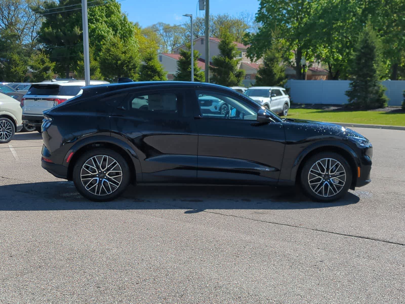 New 2026 Ford Mustang Mach-E Premium AWD/4WD image 9