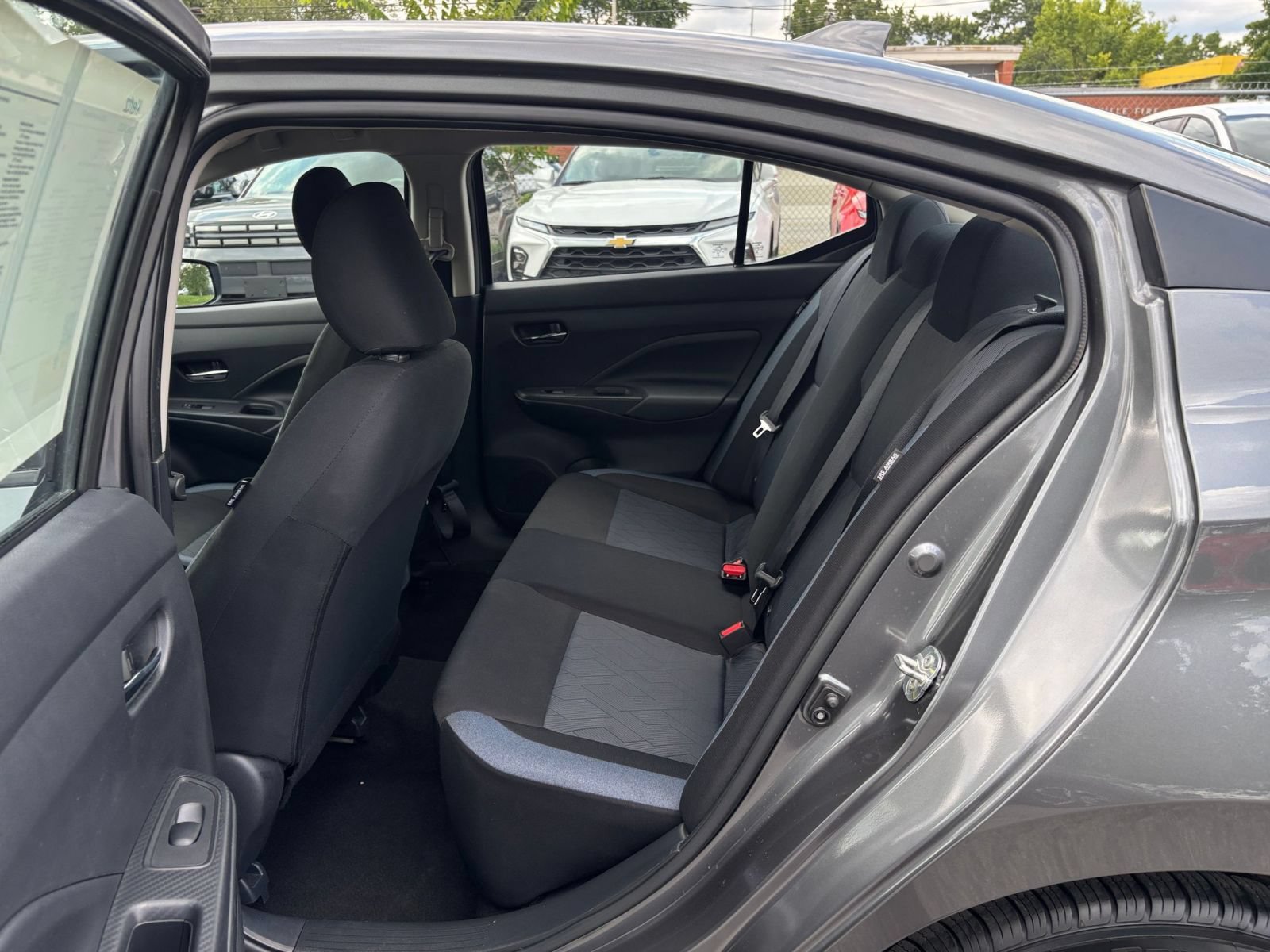 Used 2025 Nissan Versa SV FWD image 24