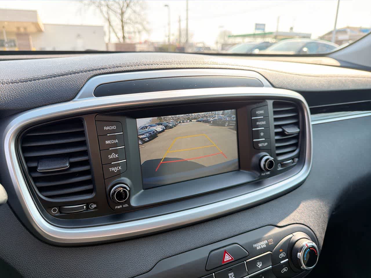 Used 2020 Kia Sorento L FWD image 33