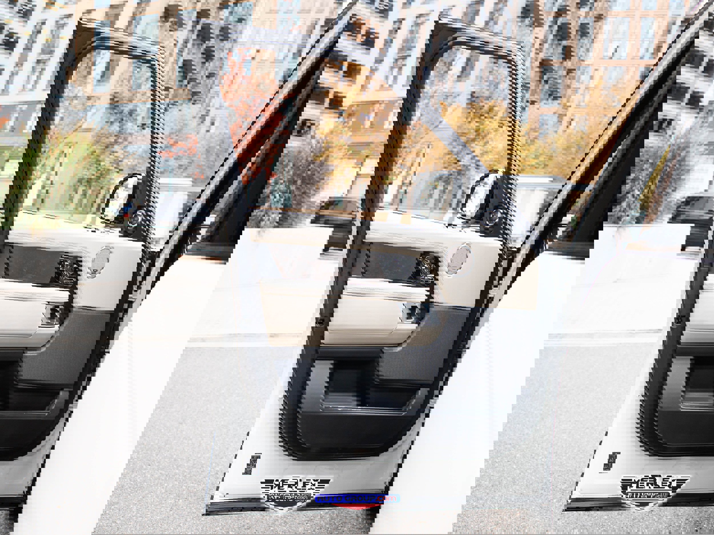 Used 2018 Land Rover Range Rover Supercharged image 43