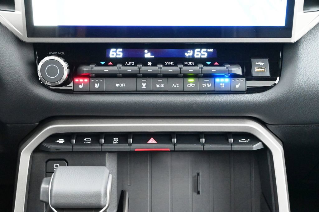 New 2026 Toyota Tundra Limited AWD/4WD image 21