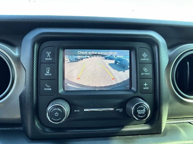 Used 2020 Jeep Wrangler Unlimited Sport AWD/4WD image 17