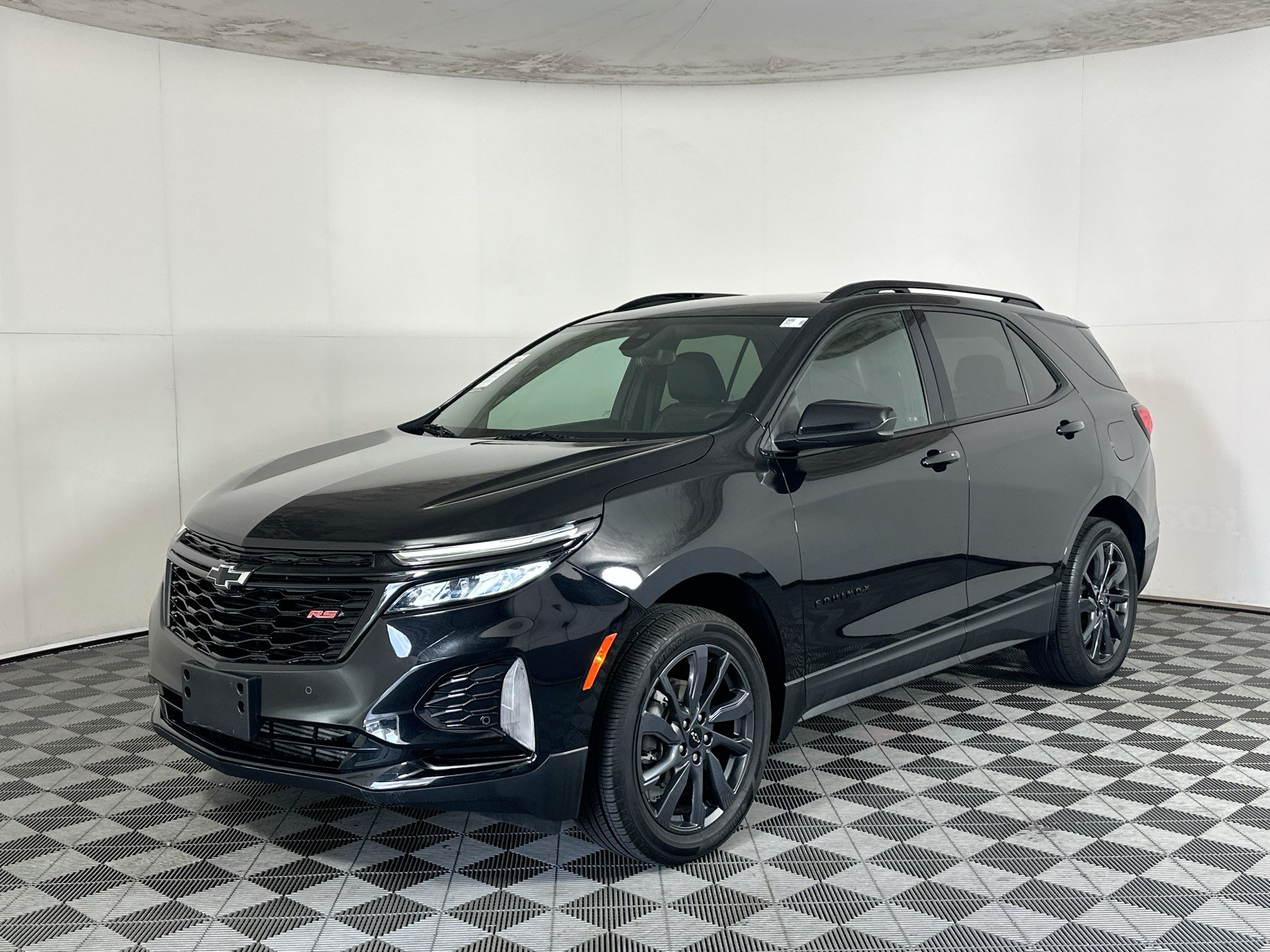 Used 2024 Chevrolet Equinox RS AWD/4WD image 7