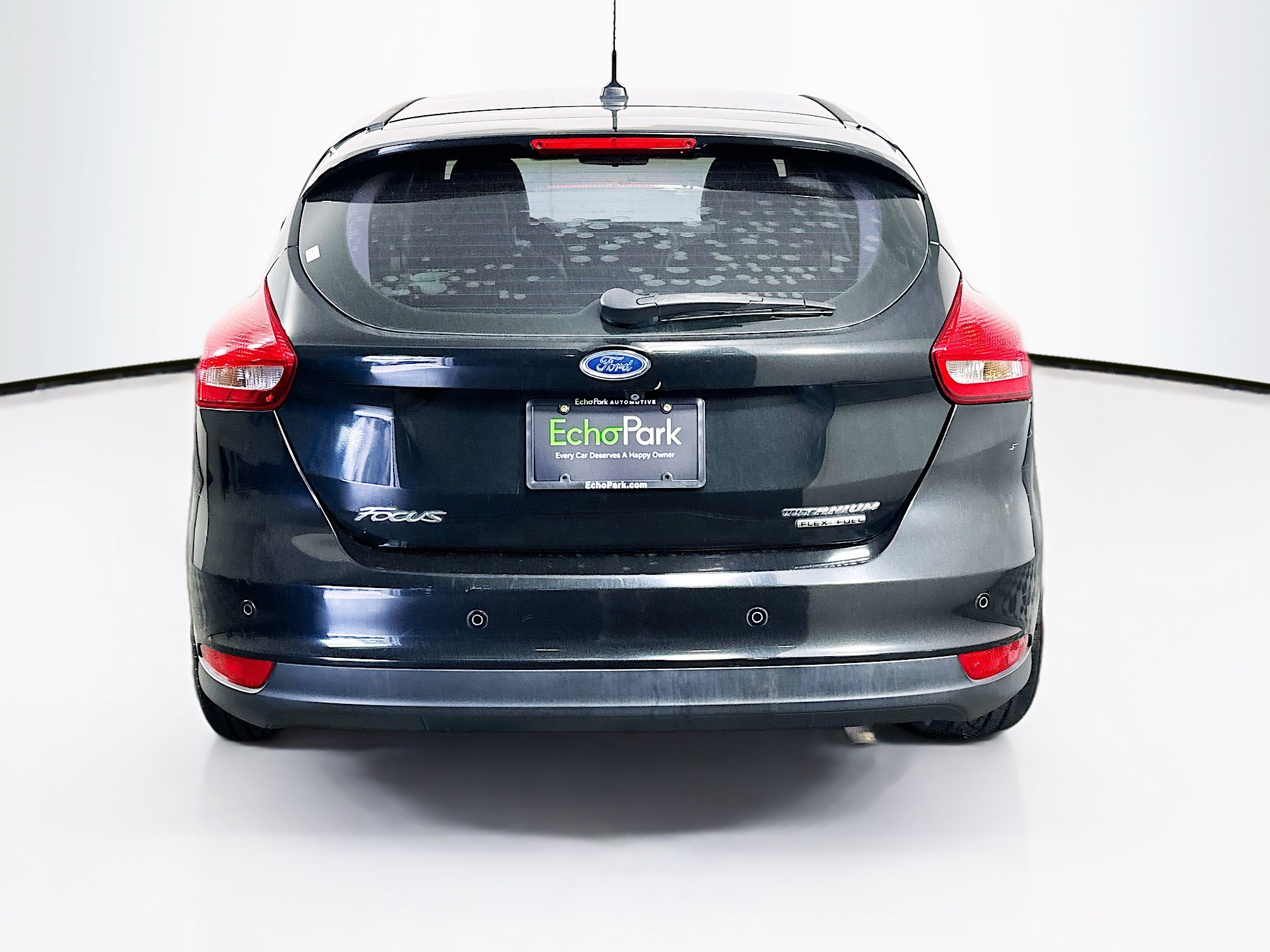 Used 2015 Ford Focus Titanium FWD image 7