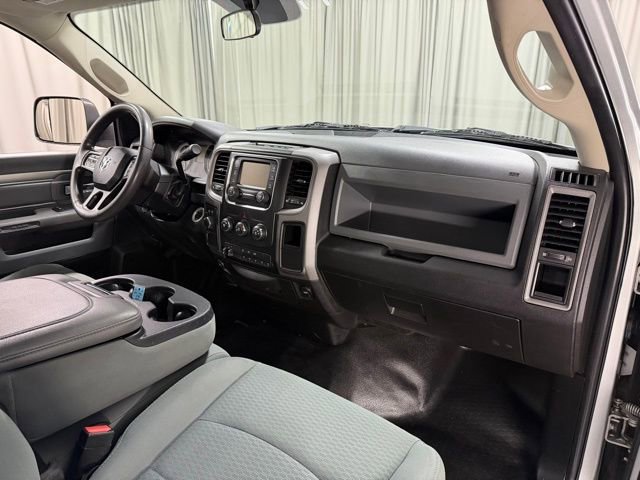 Used 2018 RAM 3500 Tradesman w/ Chrome Appearance Group AWD/4WD image 7