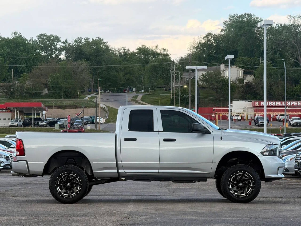 Used 2017 RAM 1500 Express AWD/4WD image 6