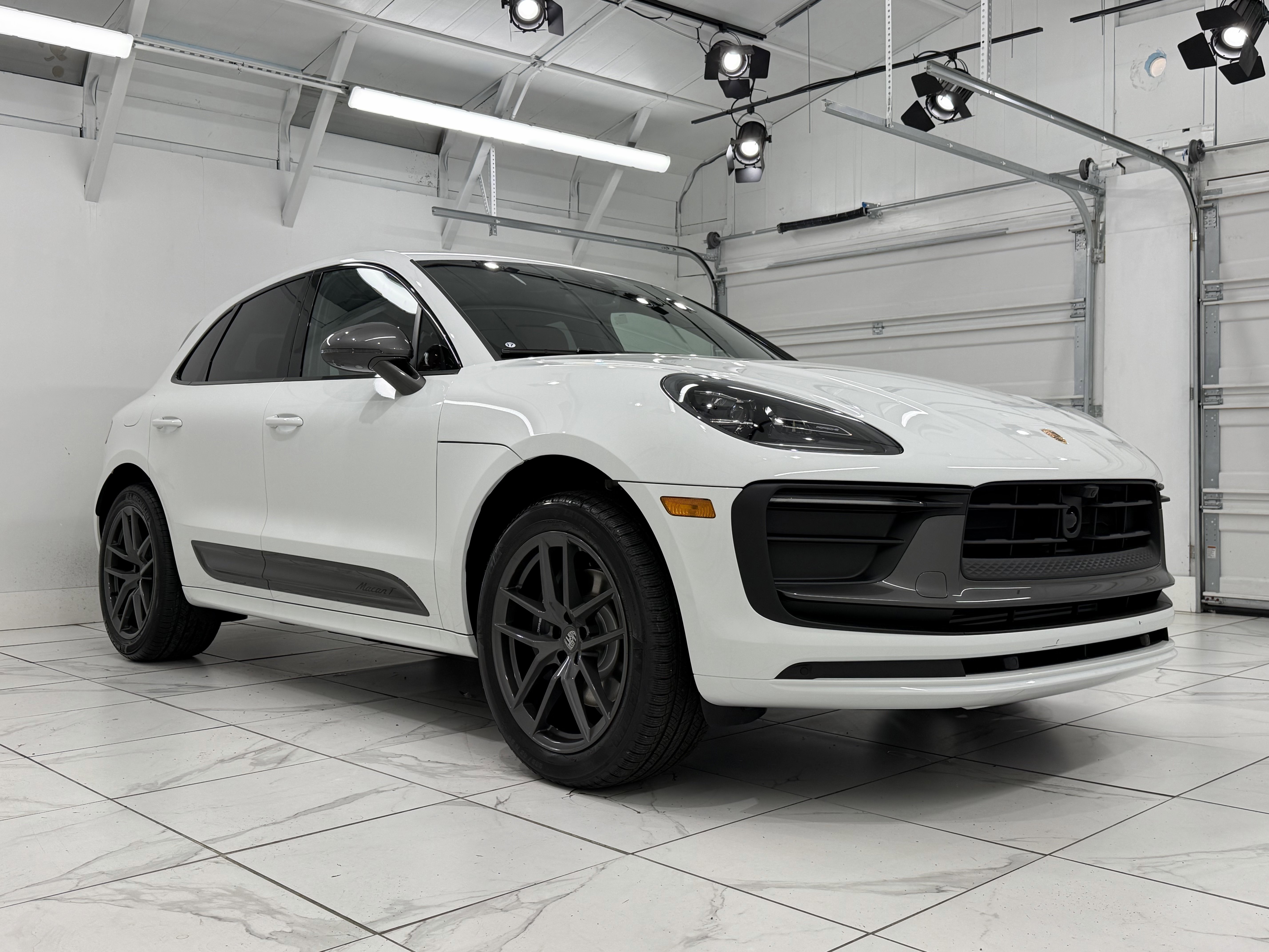 New 2026 Porsche Macan Turbo image 10