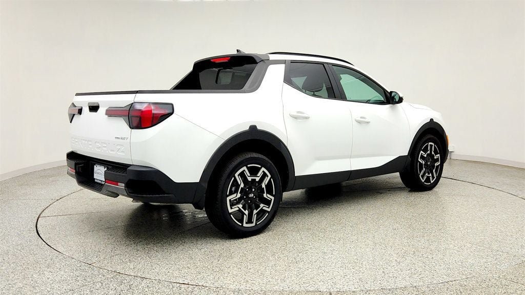 Used 2025 Hyundai Santa Cruz Limited AWD/4WD image 5