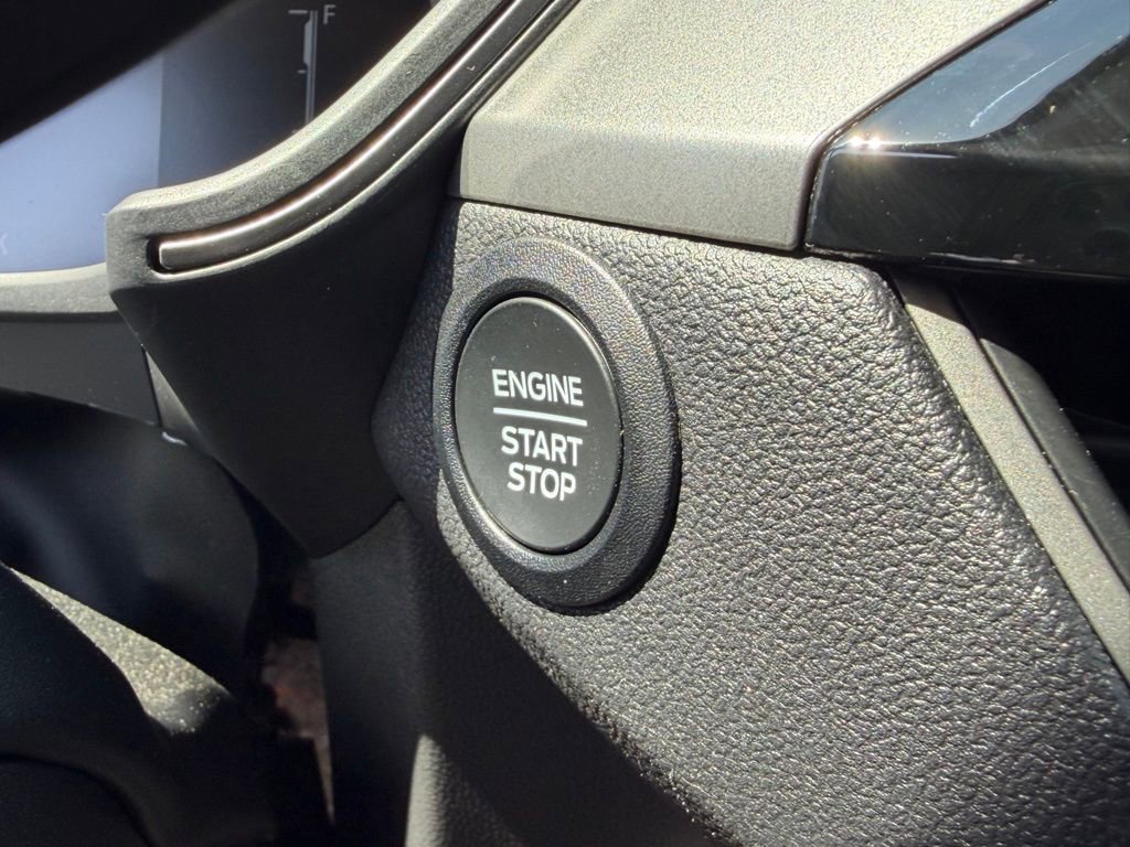 New 2025 Ford Escape Active FWD image 28