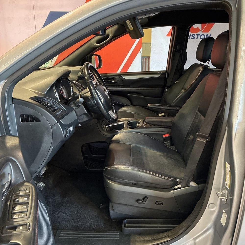Used 2019 Dodge Grand Caravan GT image 5