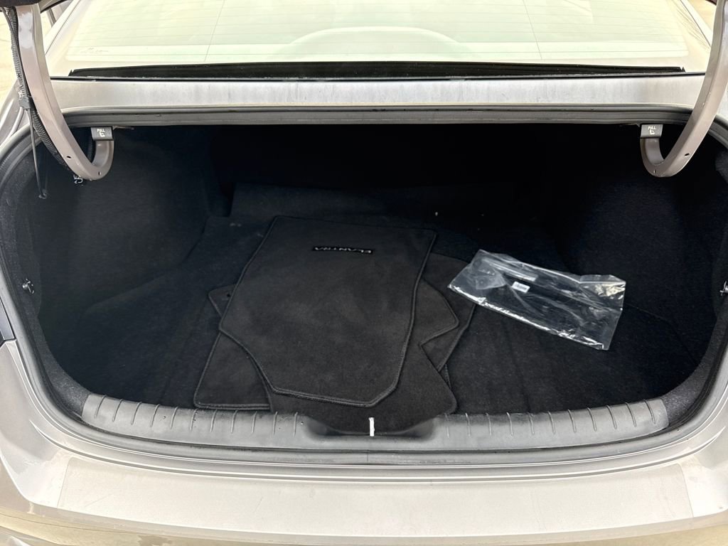 Used 2023 Hyundai Elantra SEL image 27