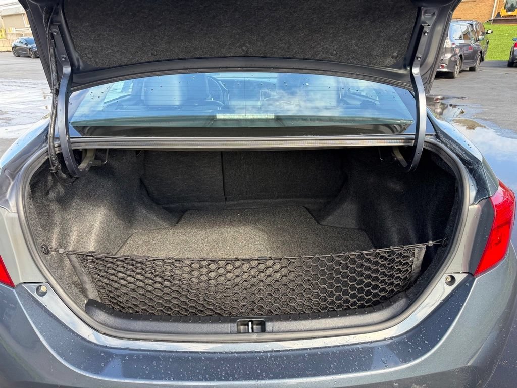 Used 2017 Toyota Corolla XLE FWD image 14