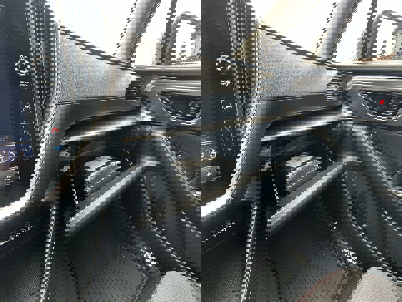 Used 2024 Subaru Impreza 2.0i Sport image 12