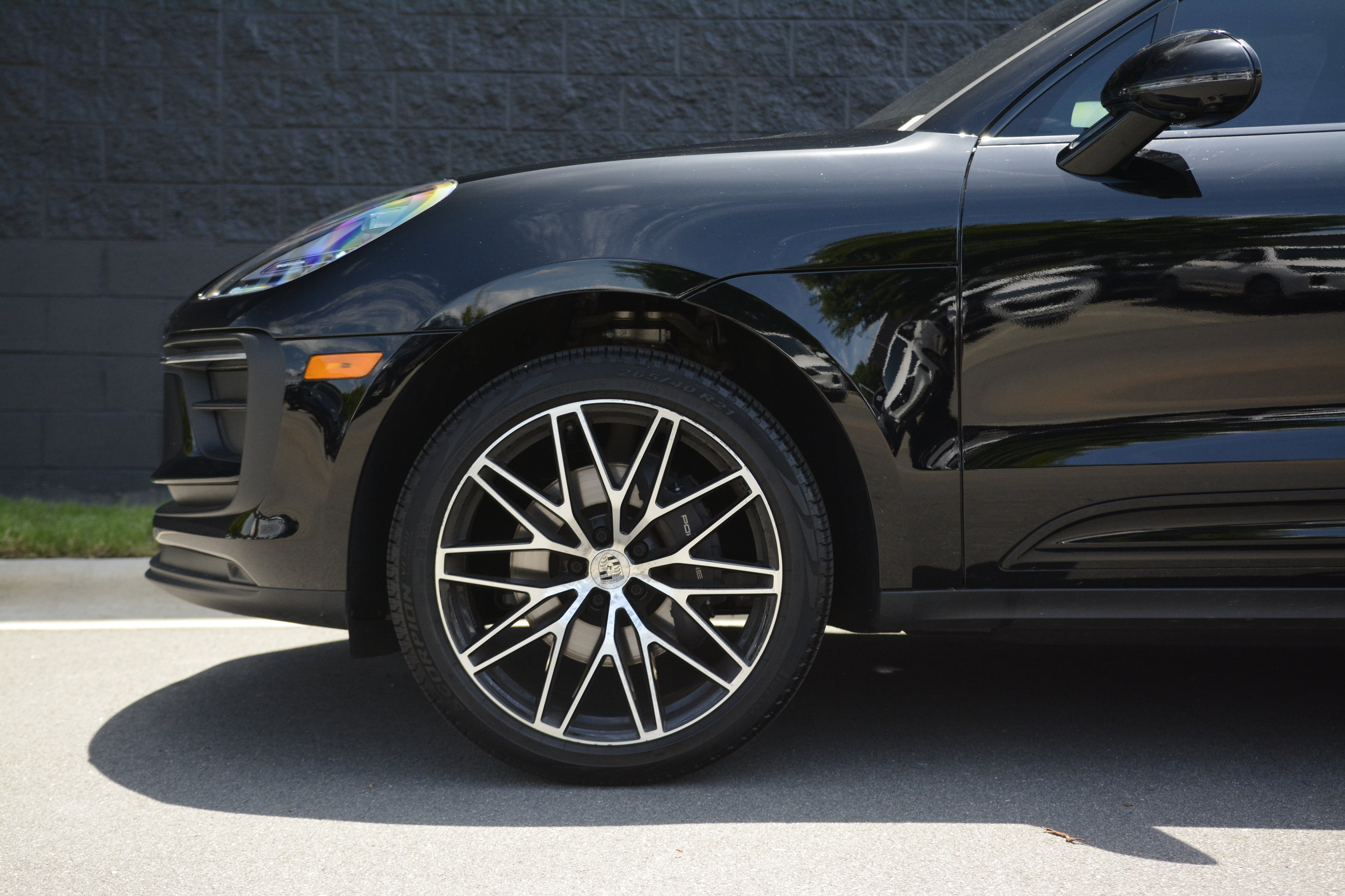Certified 2026 Porsche Macan AWD/4WD image 37