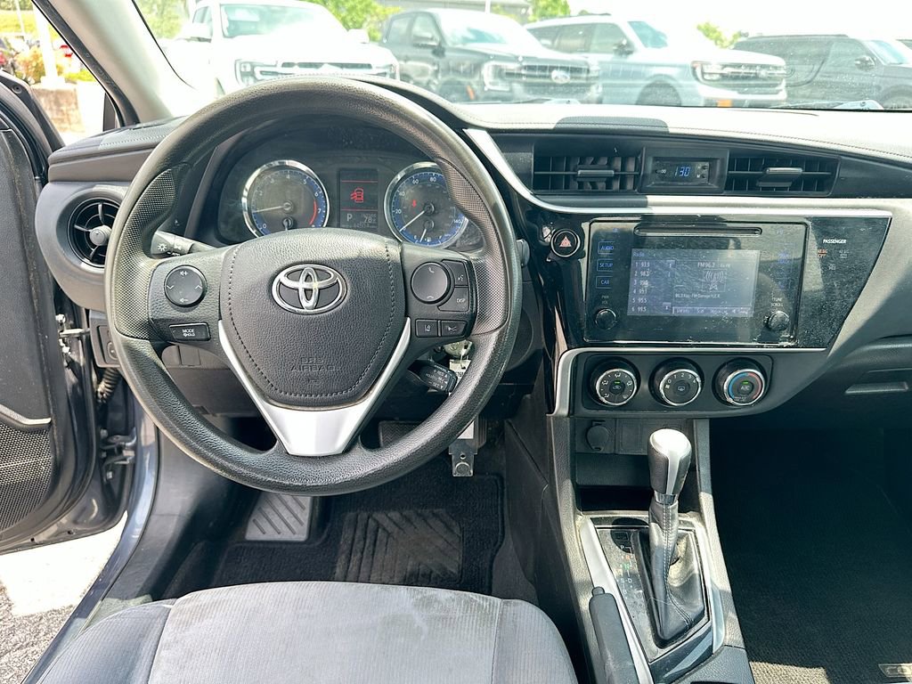 Used 2017 Toyota Corolla L FWD image 19