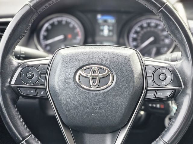 Used 2022 Toyota Camry SE image 16