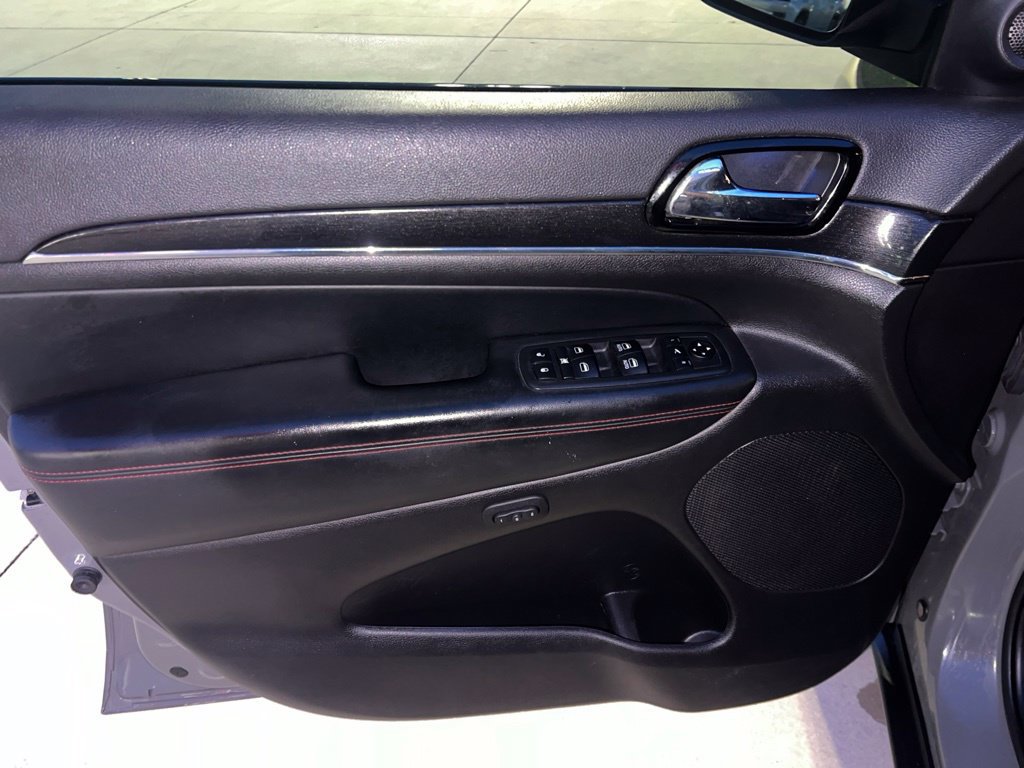 Used 2020 Jeep Grand Cherokee Trailhawk AWD/4WD image 29