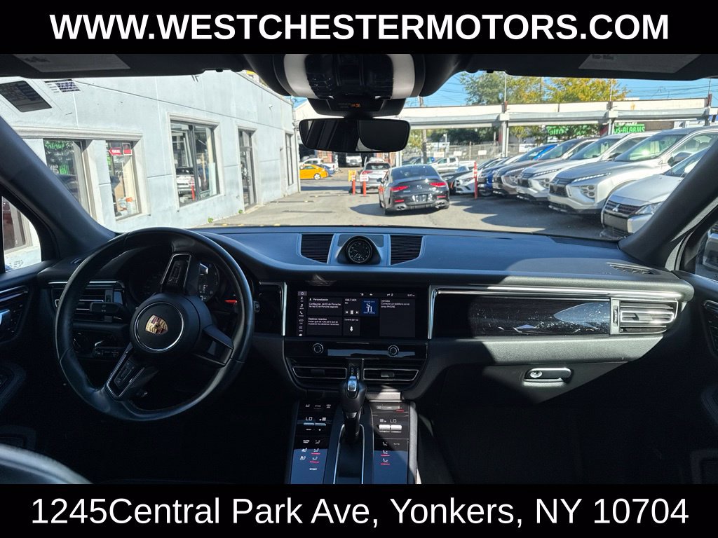Used 2023 Porsche Macan AWD/4WD image 21