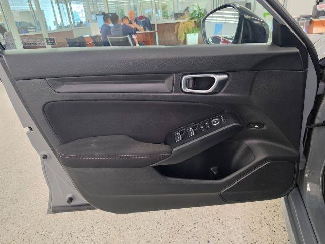 Used 2025 Honda Civic Sport image 29