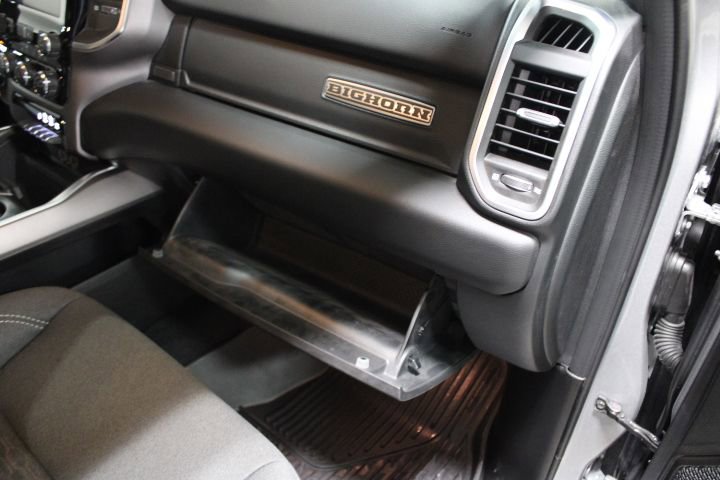 Used 2025 RAM 1500 Big Horn image 23