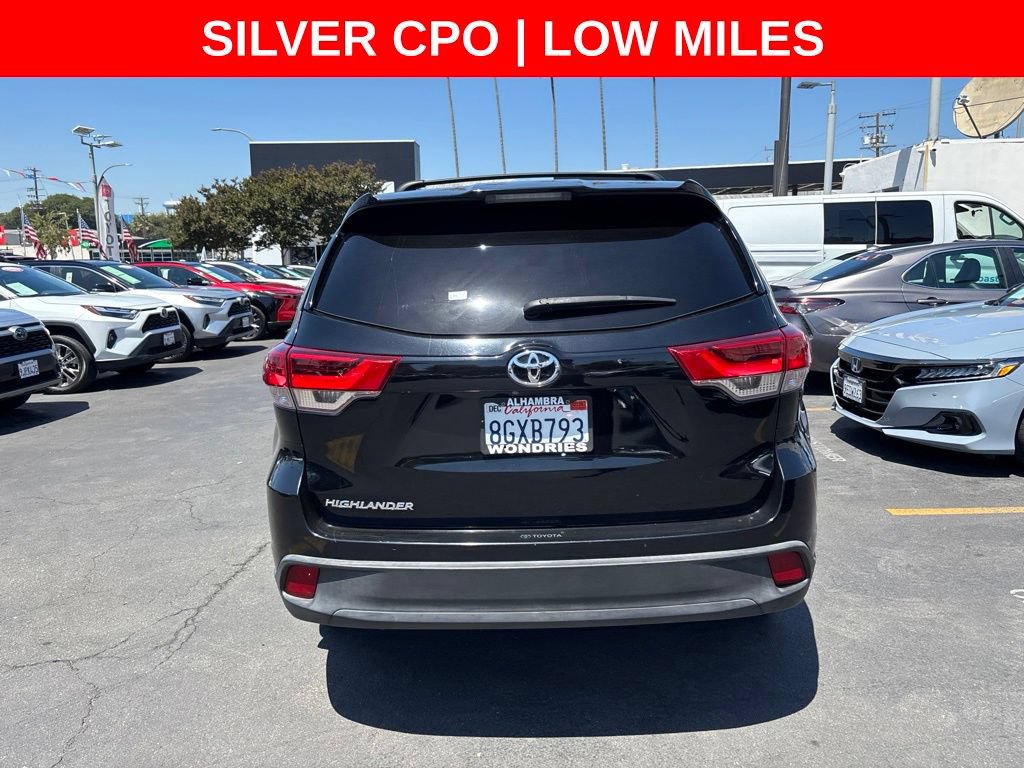 Used 2019 Toyota Highlander LE w/ Carpet Mat Package (TMS) FWD image 5