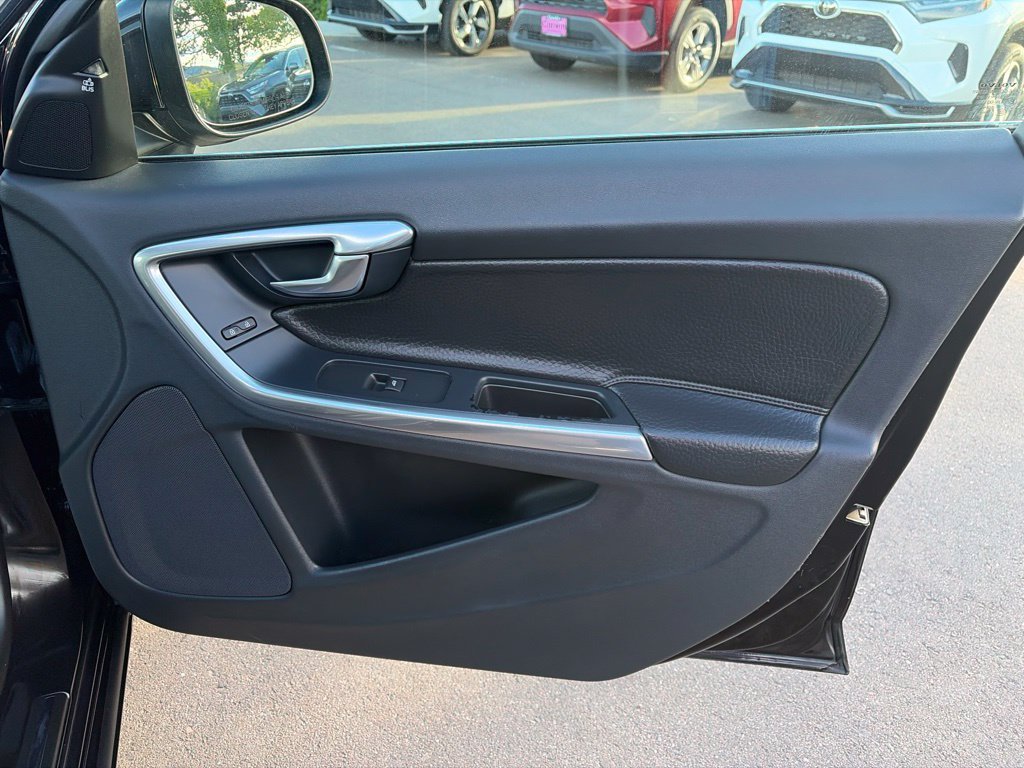 Used 2012 Volvo S60 T5 FWD image 12