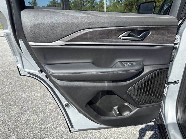 New 2025 Jeep Grand Cherokee Limited w/ Black Appearance Package image 9