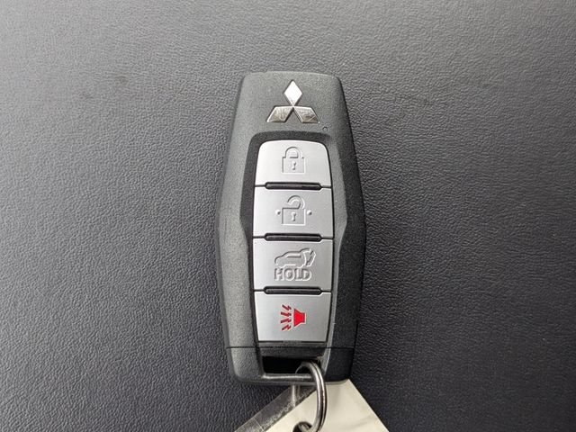 Used 2024 Mitsubishi Outlander SE FWD image 33