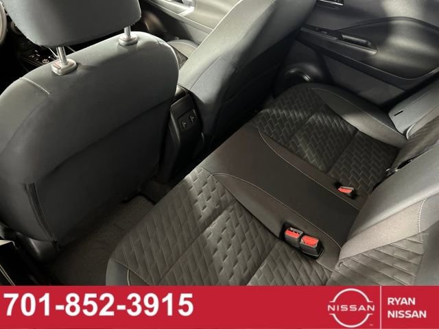 Certified 2023 Nissan Kicks SV image 25