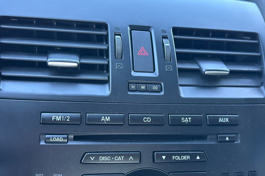 Used 2012 MAZDA MAZDA3 i Touring image 26