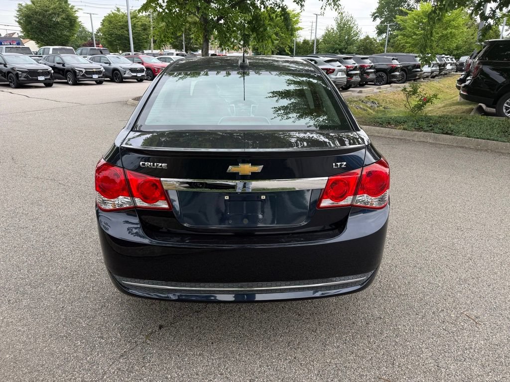 Used 2015 Chevrolet Cruze LTZ w/ Sun, Sound and Sport Package FWD image 4