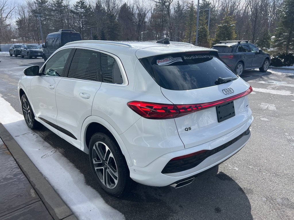 Certified 2025 Audi Q5 Premium w/ Convenience Package image 39