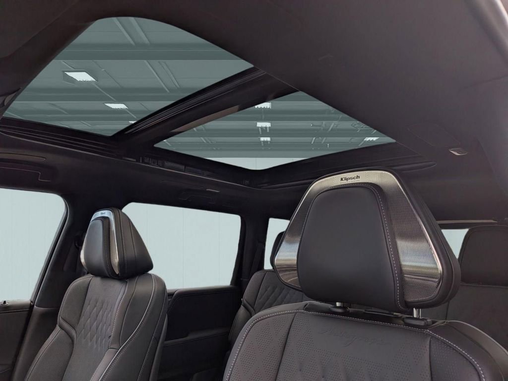 New 2026 INFINITI QX80 Autograph w/ Premium Cargo Package image 25