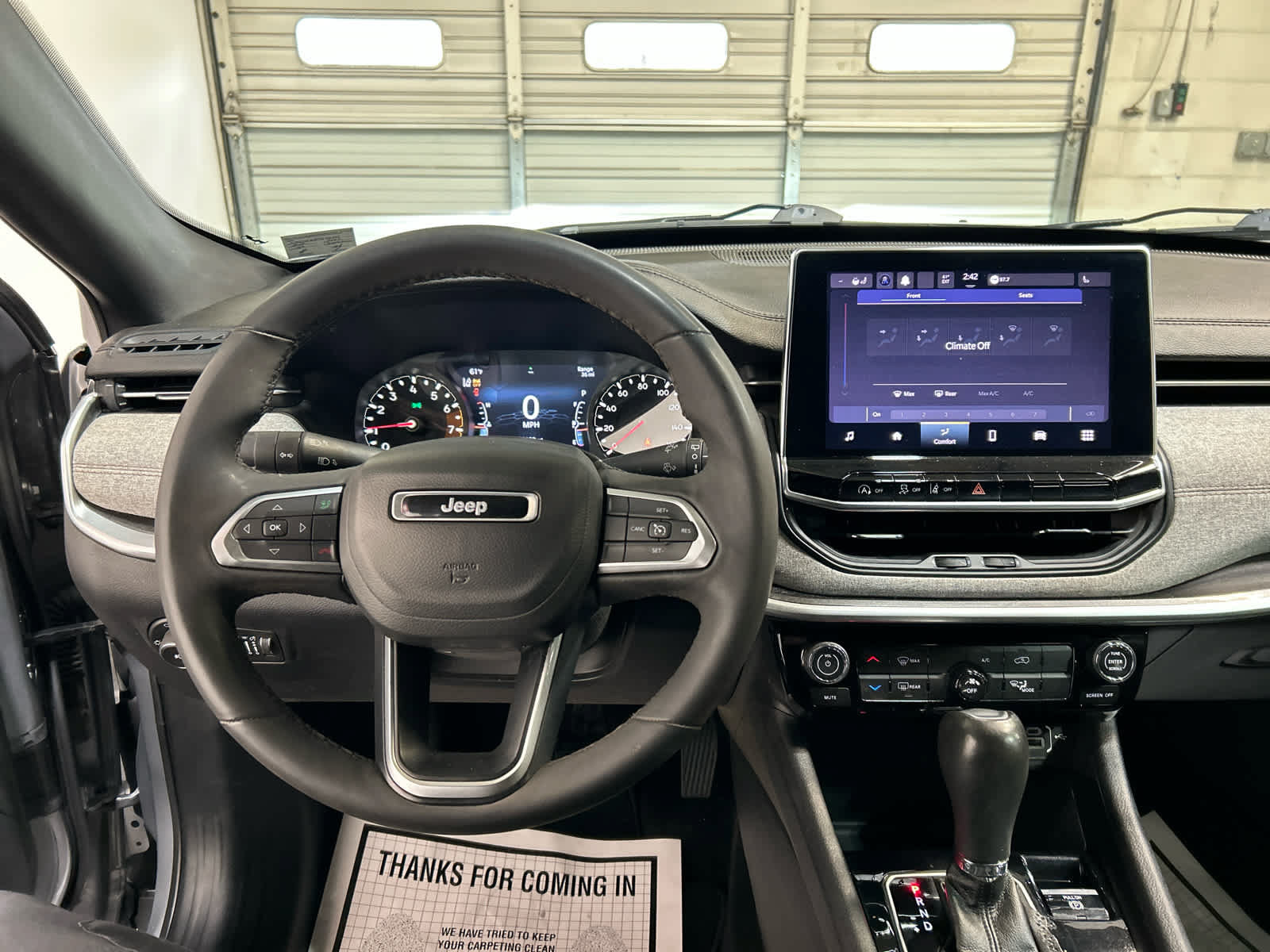 Used 2023 Jeep Compass Latitude w/ Sun and Sound Group AWD/4WD image 8